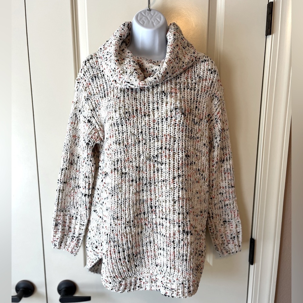 Jessica Simpson Sweater size S